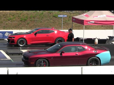 Hellcat vs ZL1 Camaro – drag racing