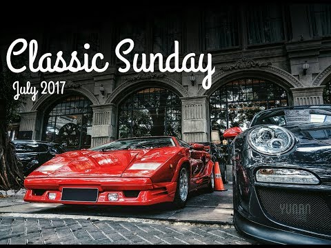 Modern & Classic Supercars at CLASSIC SUNDAY July 2017