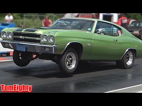 Muscle Cars Drag Racing