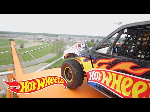 The Yellow Driver's World Record Jump (Tanner Foust) | Team Hot Wheels | Hot Wheels